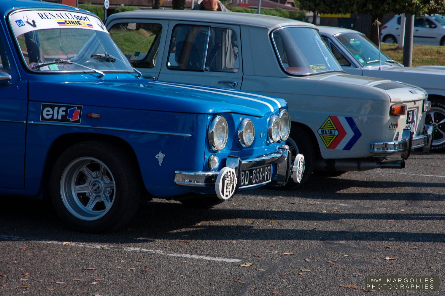 Renault 8-01.jpg